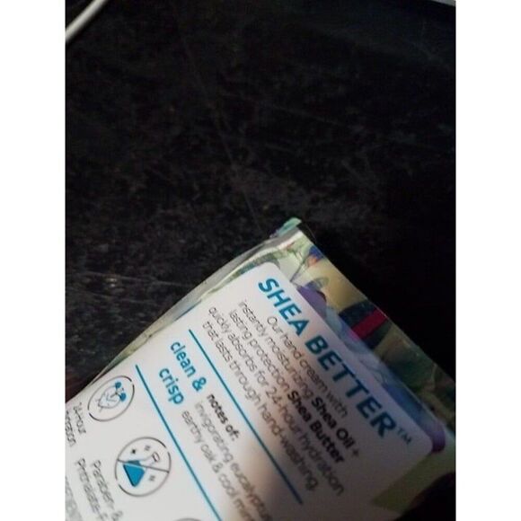 Eos Shea Butter Hand Cream Lotion Eucalyptus - Picture 5 of 5